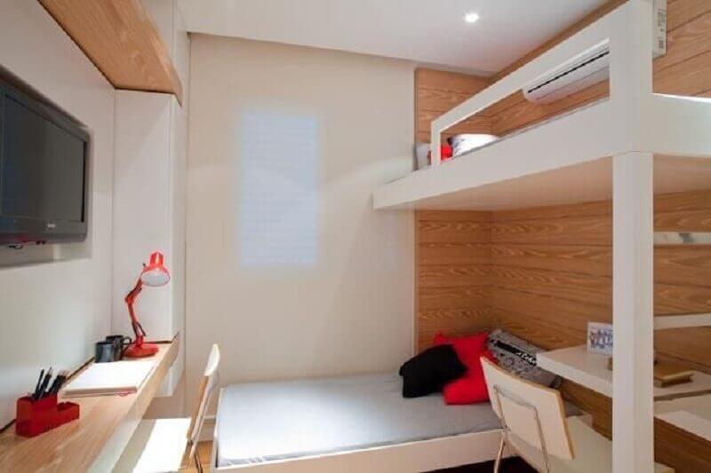 Cores claras para decoração de quarto masculino pequeno com cama suspensa Foto Studio Scatena Arquitetura