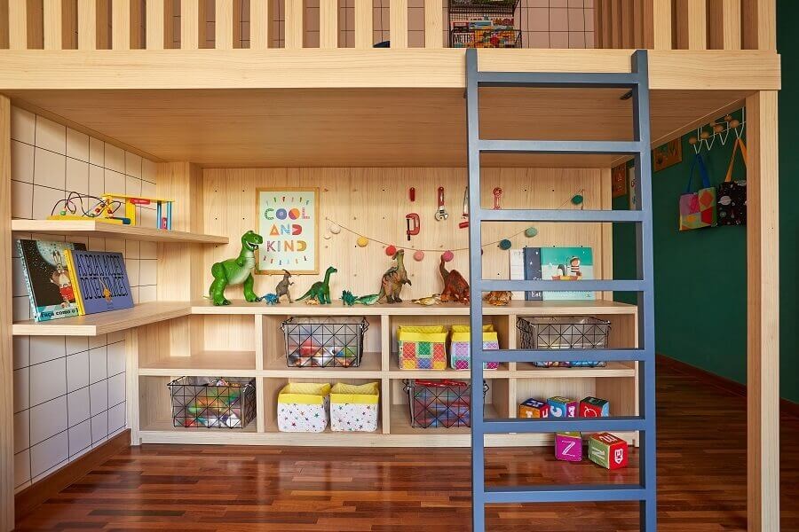 Móveis planejados para decoração de quarto infantil com caixas organizadoras Foto Renata D’Almeida para MOOUI