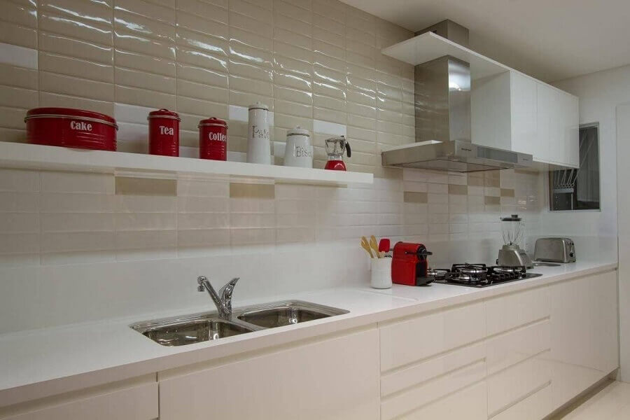 Gabinete de pia branco para decoracao de cozinha planejada Foto Cristina Reinert