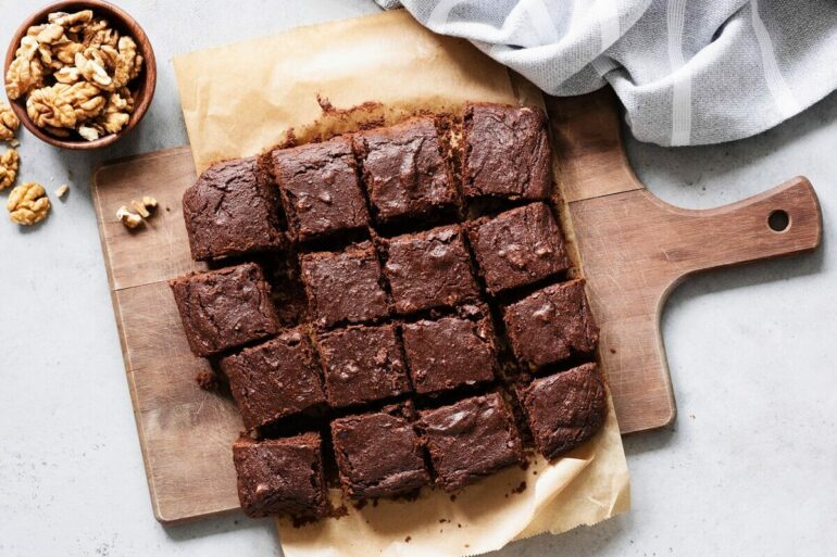 Receita de brownie de chocolate com nozes Foto iStock