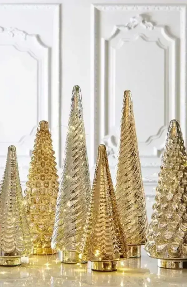 Branco e dourado: decoração de Natal moderna e minimalista | Blog CMO