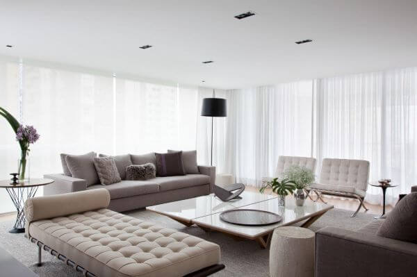 Os móveis confortáveis são indispensáveis para sua sala sem tv