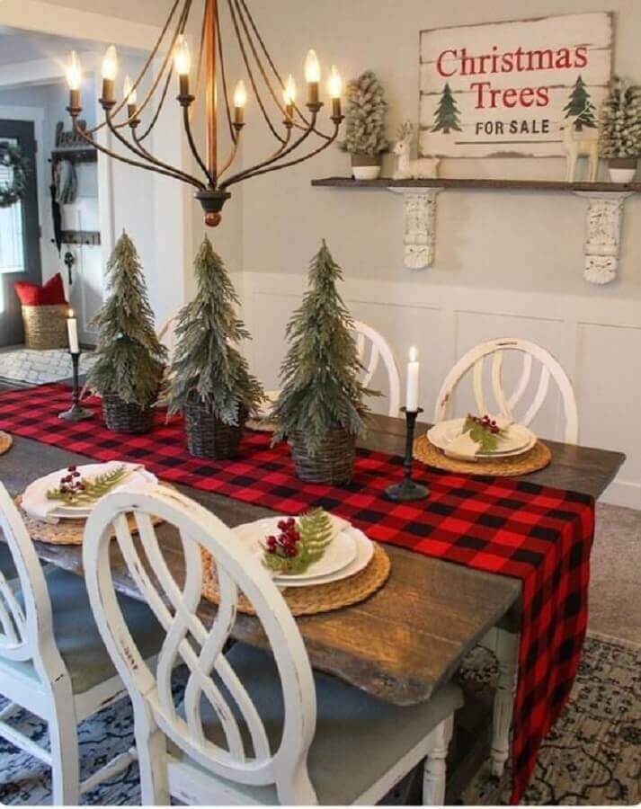 Caminho de mesa xadrez para festa de Natal decoração simples Foto Decor Fácil