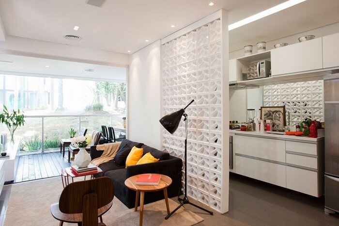 Decoração de gesso para sala feito para dividir ambientes em apartamento pequeno