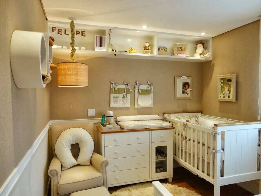 Decoração de quarto de bebe com cor camurça na parede e nicho redondo Foto Decor Salteado