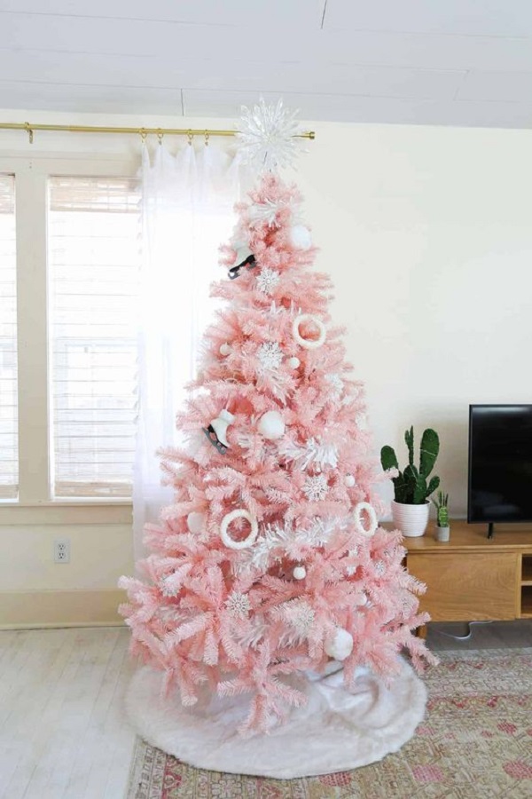 Árvore de natal rosa e branco para sala de estar 