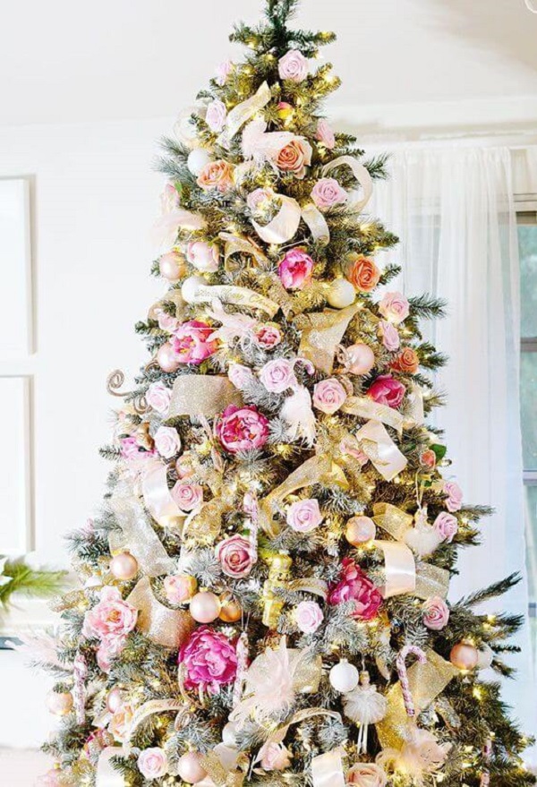 Decoração de natal romântica com flores para árvore de natal rosa e douradas
