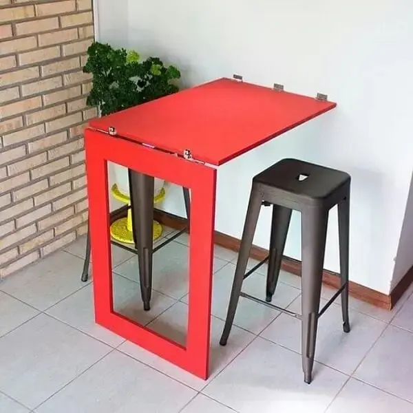 Modelo de mesa retrátil de parede vermelha para móveis inteligentes