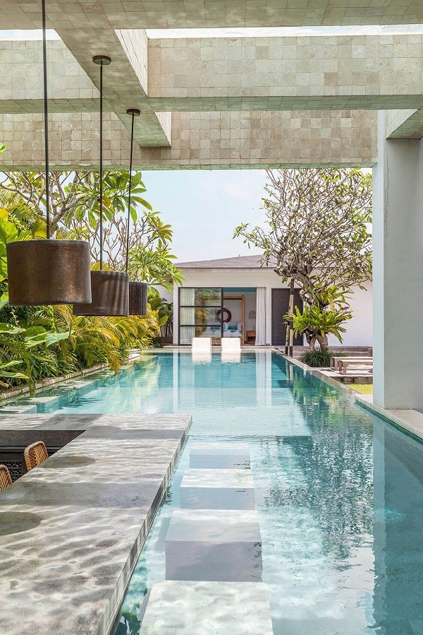Casas modernas com piso para deck de piscina