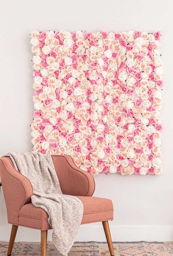  Sala de estar com parede de flores
