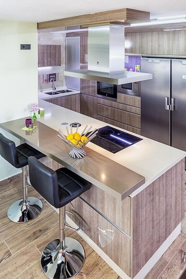 Bancada de cozinha em quartzo cinza claro e branco Foto Muebles Castillo
