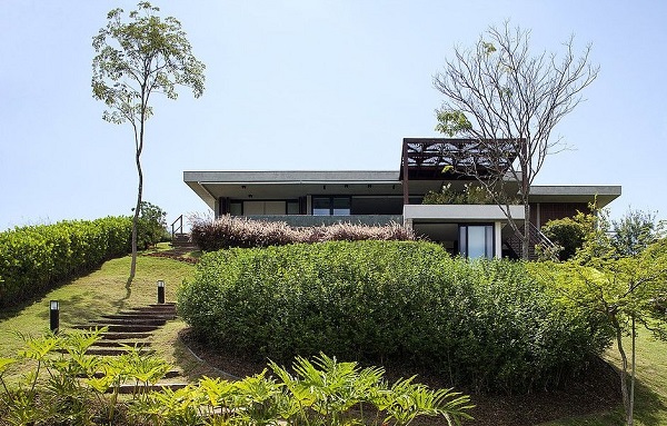 Casas rústicas modernas com jardim