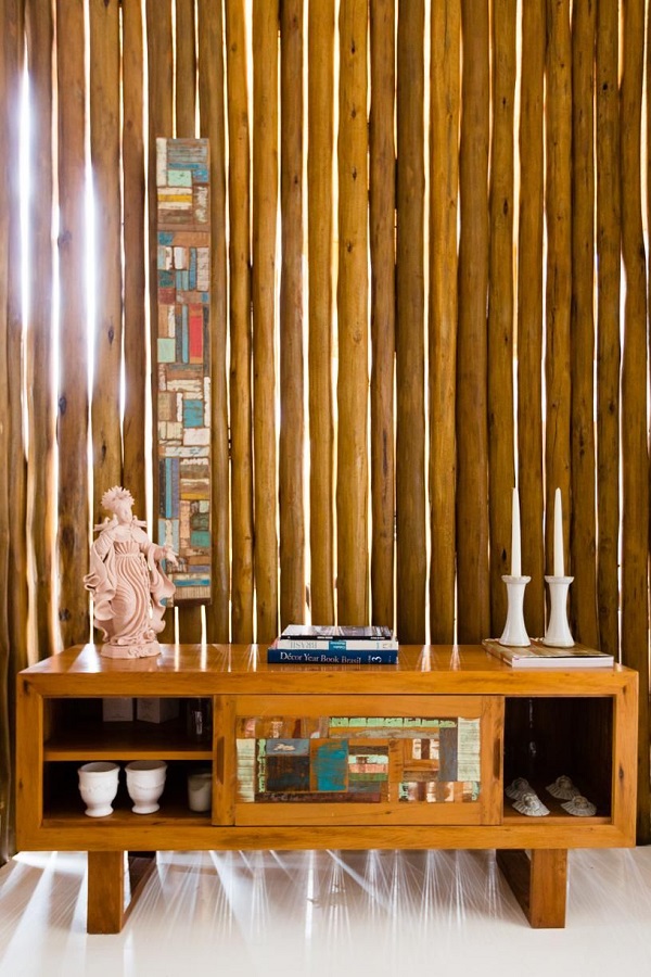 Bambu ornamental na parede