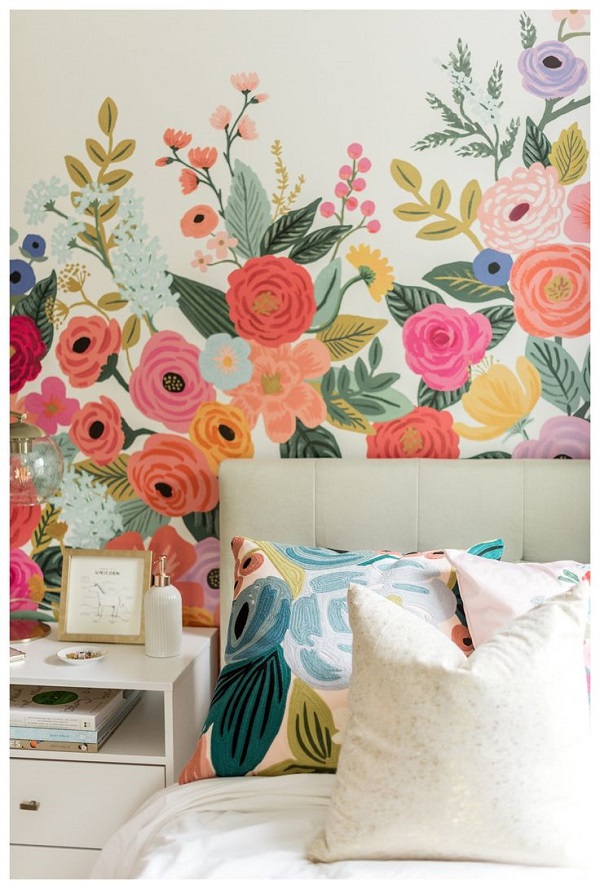 Ideias para parede de quarto floral na parede da cabeceira