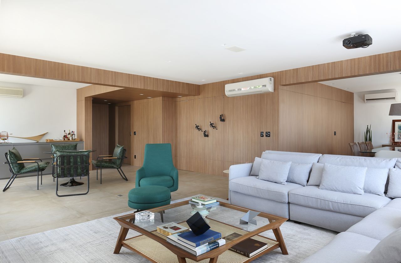 Cores que combinam com verde para sala de estar moderna