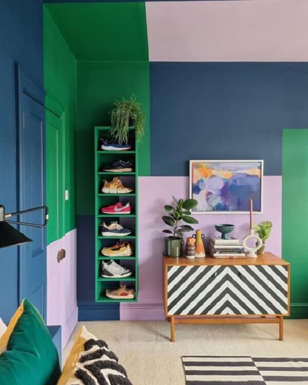 Escolha suas cores preferidas e descubra como pintar parede com fita