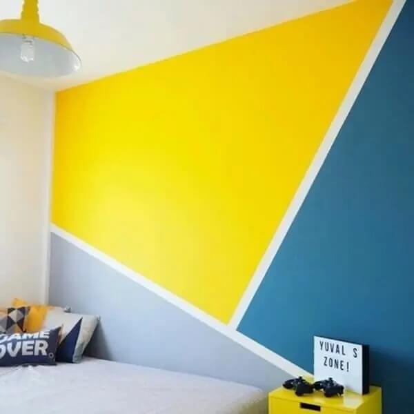 Pintar parede com fita crepe as cores escolhidas para a decoração do quarto iluminam o ambiente