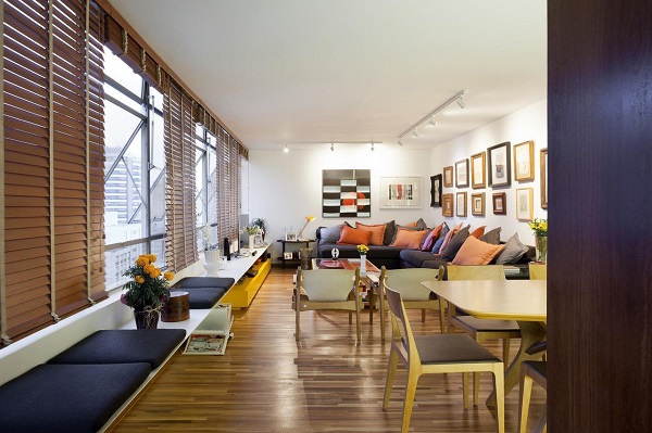 Decoração de ambientes com cores que combinam com amarelo para sala de estar e jantar