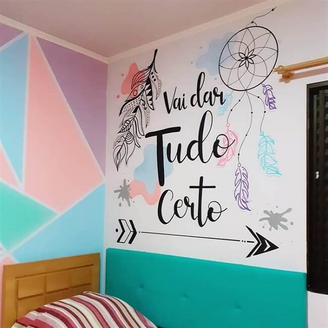 Frases e desenhos para parede de quarto feminino que motivam os moradores