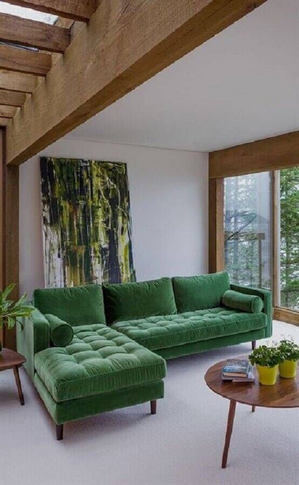 Sofá com chaise na cor verde moderna