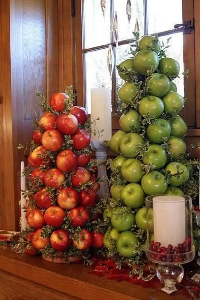 Mescle diferentes tipos de maça na hora de montar sua árvore de natal de frutas