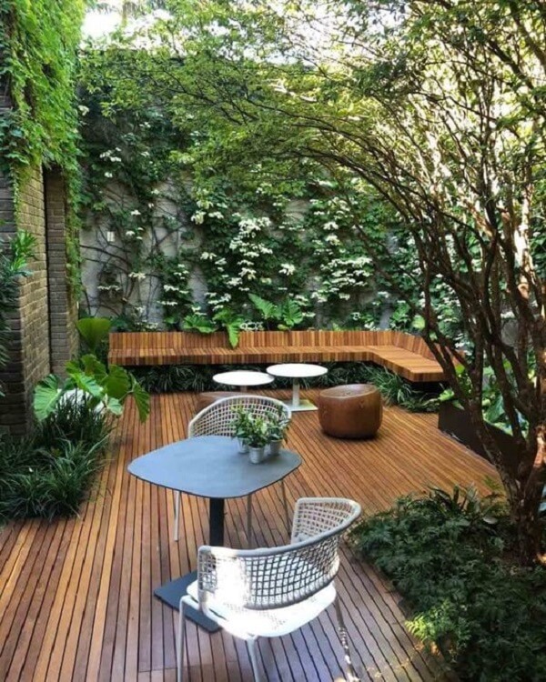 No projeto de apartamento garden é possível planejar um espaço verde