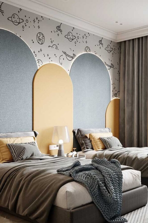 Papel de parede para quarto masculino jovem decorado com duas camas 