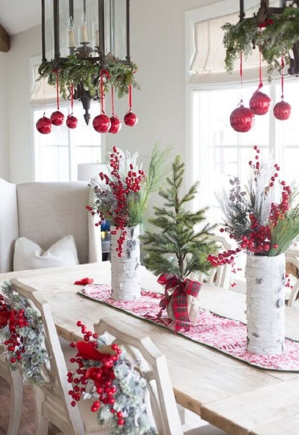 Vermelho é a melhor cor para decorar os arranjos natalinos