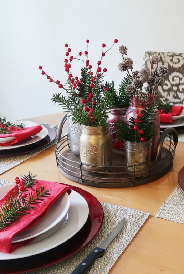 Arranjos natalinos para decoração de mesa de jantar