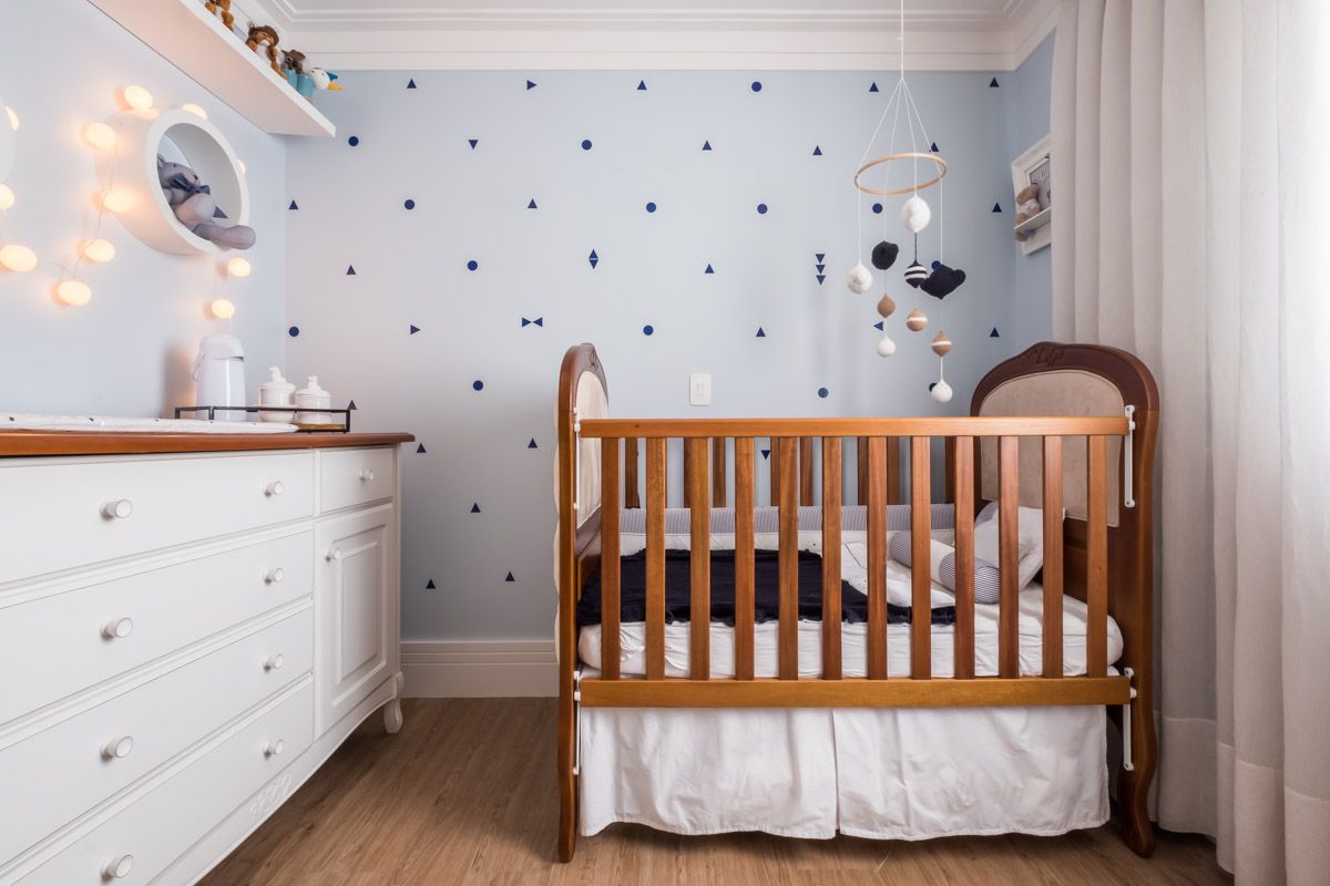 Berço moderno para quarto de bebê em tons de azul